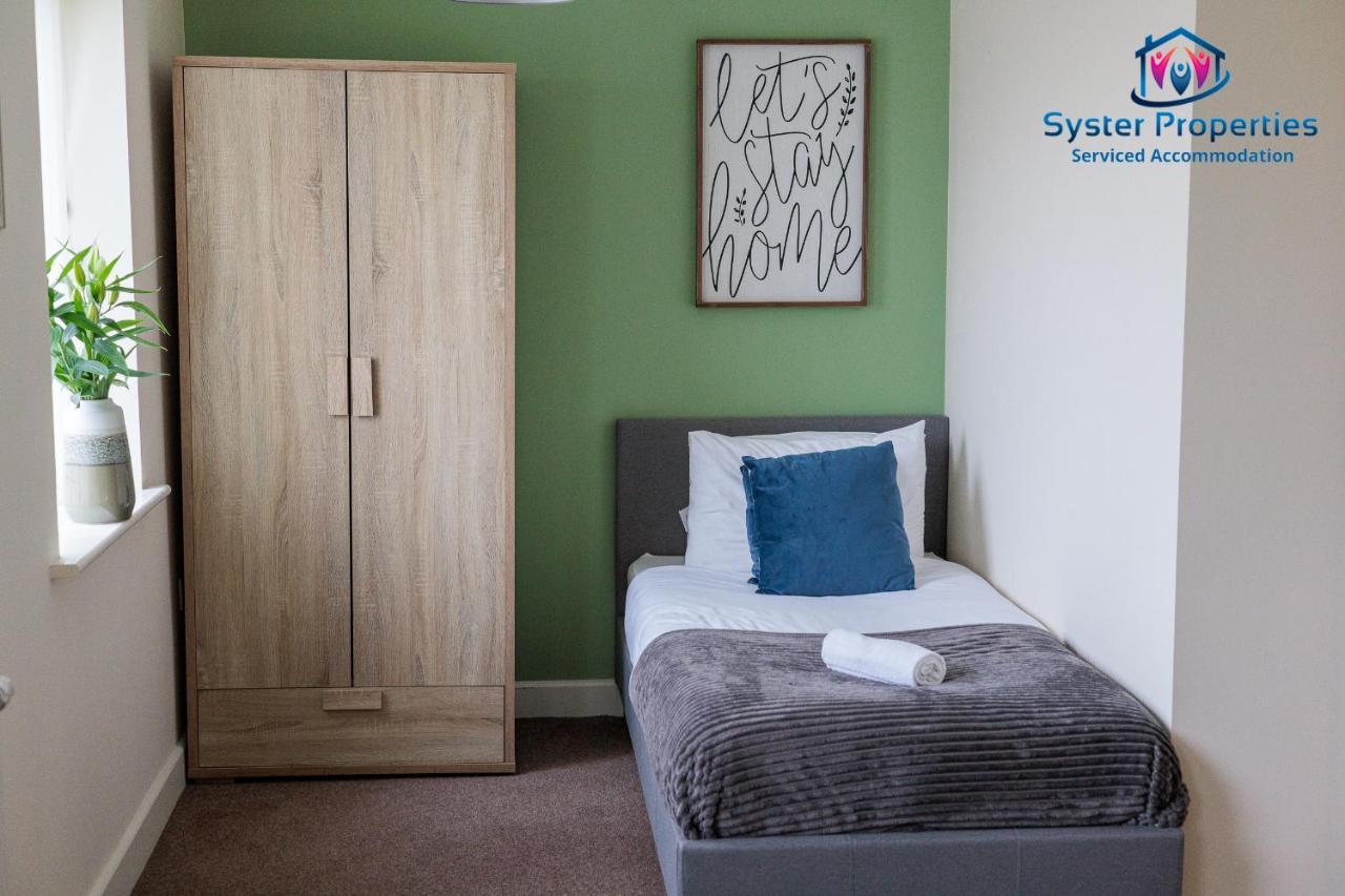 Syster Properties Serviced Accommodation Leicester 5 Bedroom House Glen View Екстер'єр фото