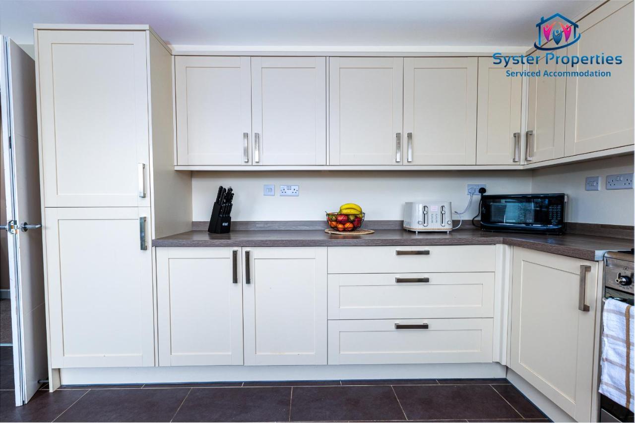 Syster Properties Serviced Accommodation Leicester 5 Bedroom House Glen View Екстер'єр фото
